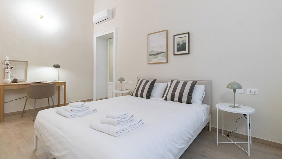 Interior 2, Italianway Comfort - Ceradini 3, Milano