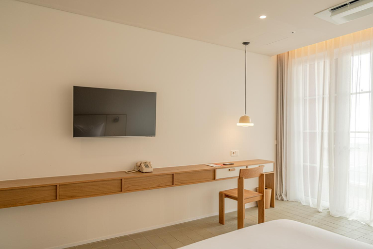 Bedroom 2, 콘스트호텔, Jeju
