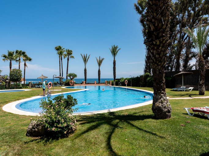 Sport & Beauty, Beachfront Apartment -Don Juan Manilva, Málaga