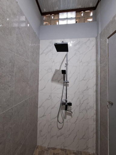 Bathroom 3, Pondok Teges, Gianyar