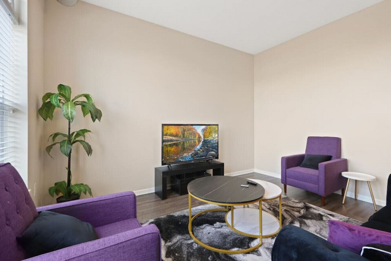 Interior 4, Cozy 3bd, 3BA Downtown Indy, Marion