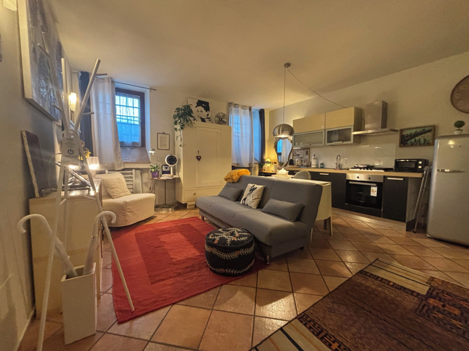 Living area 4, Downtown Riverside, Verona