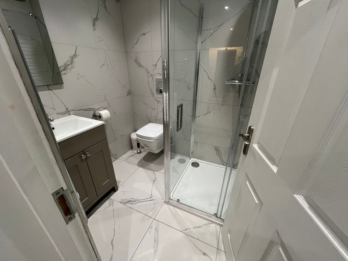 Bathroom 3, Harrow Family Home with Garden & Drive, London