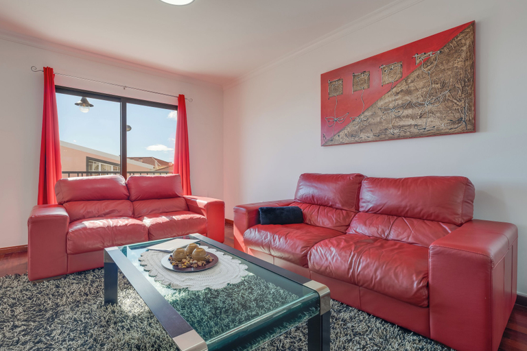 Living area 5, Andrade's Villa by HRM, Santa Cruz