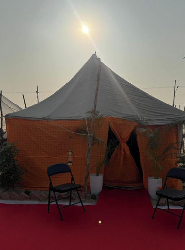 Property grounds 2, Ganga Sands Cottage, Allahabad