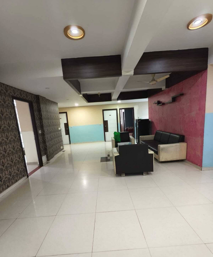 Lobby 2, HOTEL SIGNOR, Ahmadabad