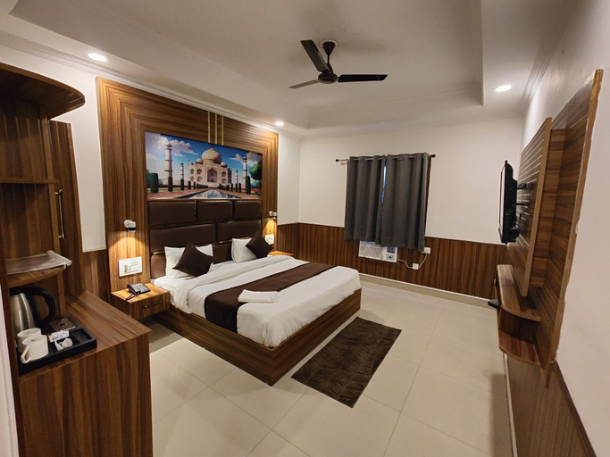 Bedroom, OnlyStay Luxe House Agra, Agra