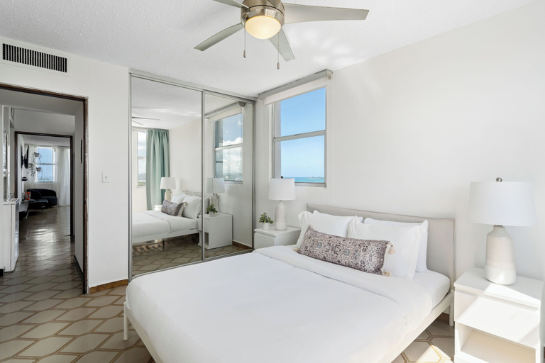 Room 3, Marbella by Otium