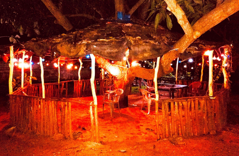 Food & Drinks 5, Sujatha Tourist Rest, Dambulla