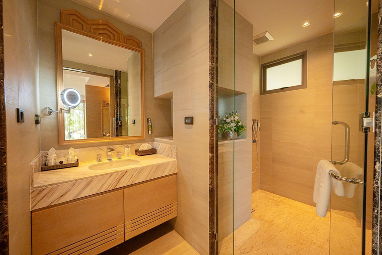 Bathroom 5, W1@Bangkoknoi Hotel, Bang Yai