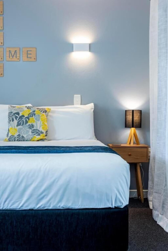 Bedroom 2, Kings Court Motel, Wanganui