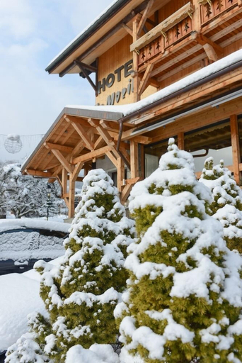 Exterior 3, Café-Hôtel Le Morillon, Haute-Savoie