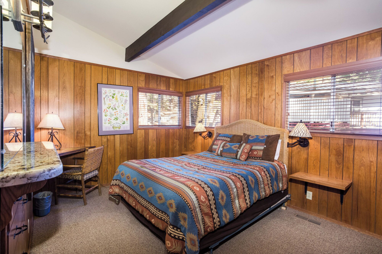 Bedroom 2, The Legacy, Mariposa