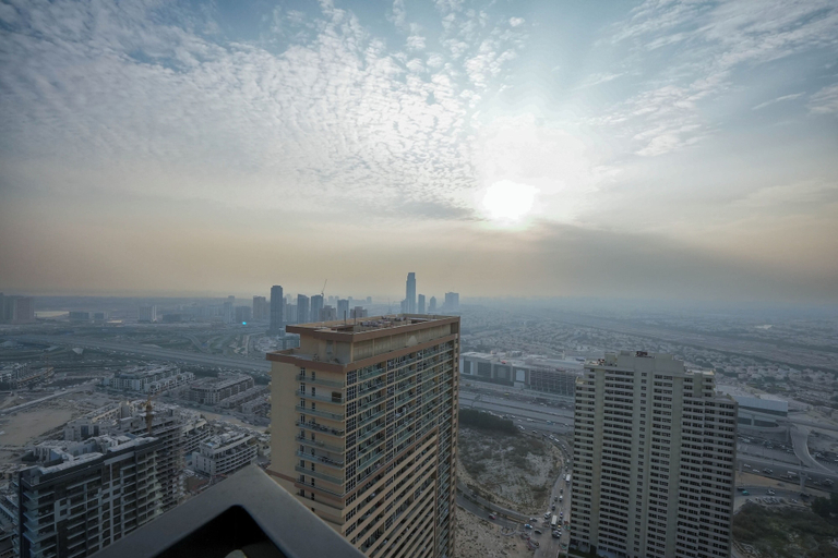View from property, Elegant High - Private Pool, Dubai