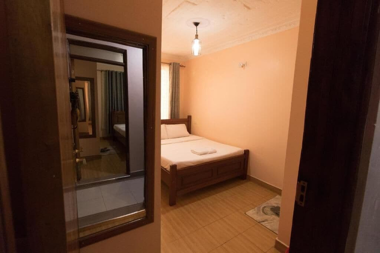 Room 3, Narumoro Africa One Hotel, Kieni