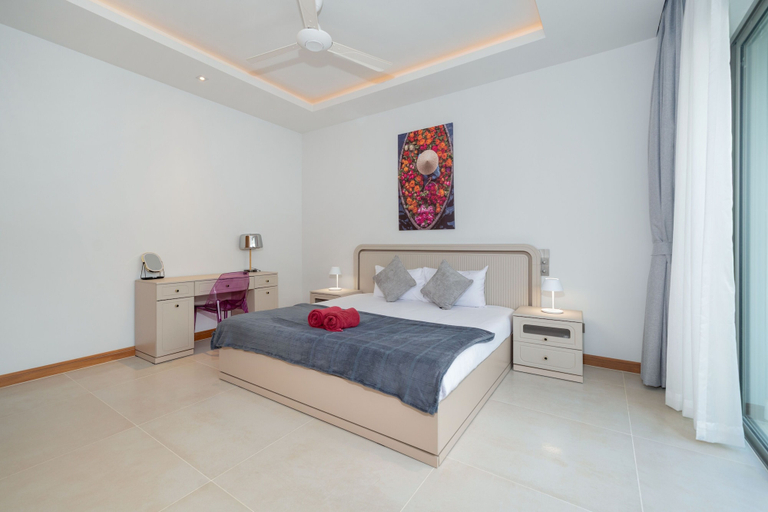 Room 4, Tropical Pool Anchan Indigo 16, Phuket Island
