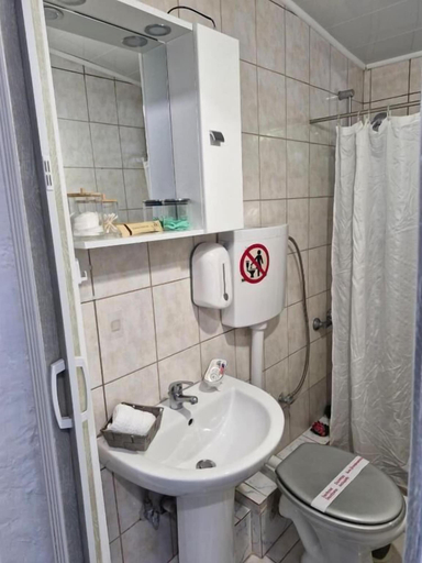 Bathroom 2, Georgias house 7 min from Athens airport, Attica