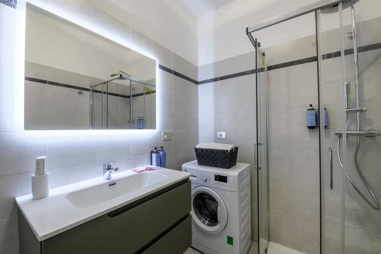 Bathroom 2, Milan Royal Suites - Duomo Santo Stefano, Milano