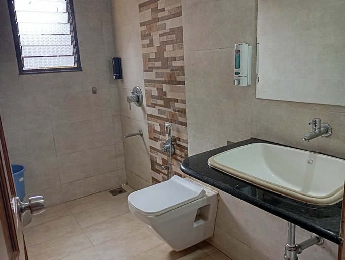 Bathroom 5, Jungle by sturmfrei Vagator, North Goa
