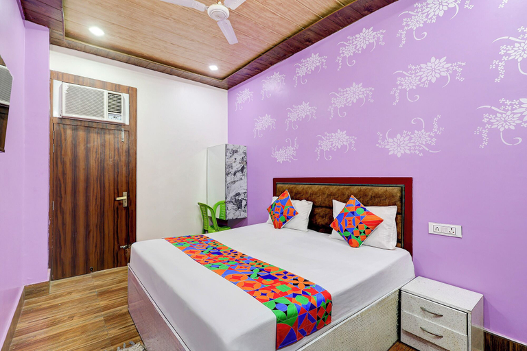 Room 2, Fabhotel Neelkanth, Kanpur Nagar
