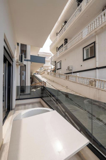 Room 4, Azure Bay Resort, Sarandës