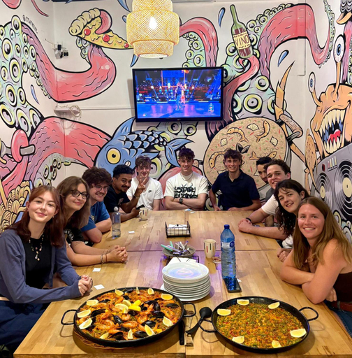 Food & Drinks 4, Mediterranean Hostel Barcelona, Barcelona