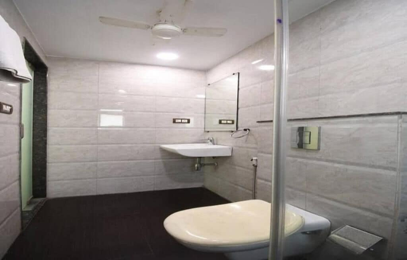 Bathroom 4, The Platinum saltlake, North 24 Parganas