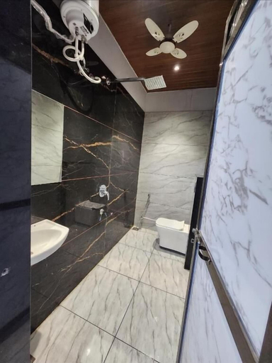 Bathroom 3, Hotel Shree Sanwaliya, Ujjain