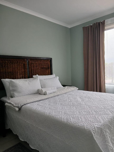Bedroom 4, Bossi Lodge, Bojanala