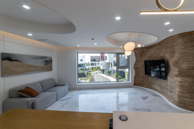 Others 5, Hermen House, Seogwipo