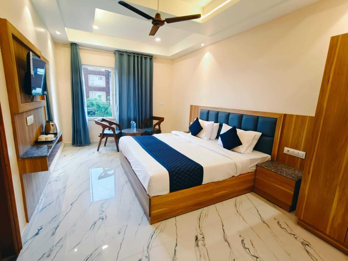 Room 2, Hotel New Pratap, Reasi