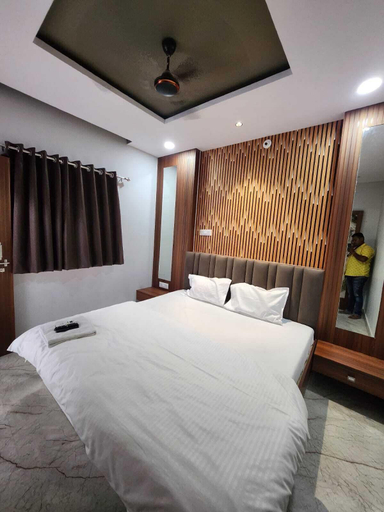 Room 2, Hotel Shree Sanwaliya, Ujjain