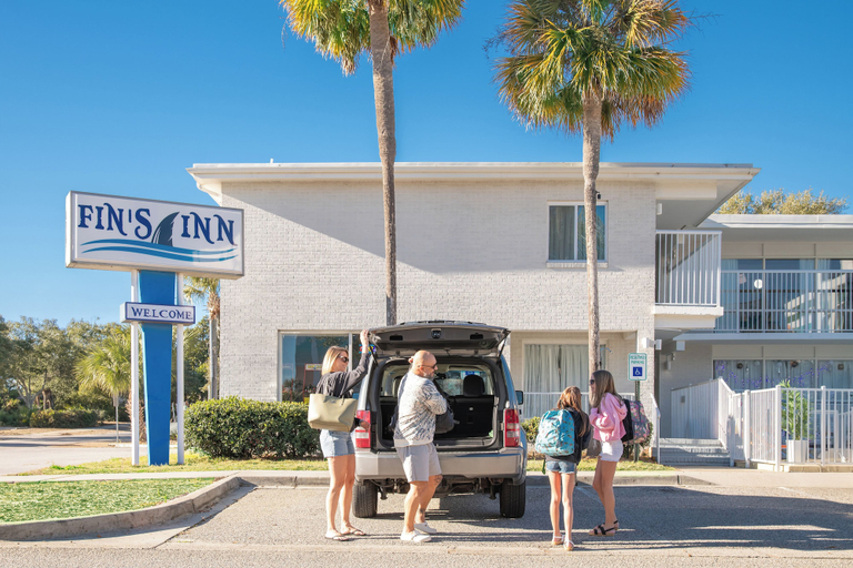 Exterior & Views 2, Fin's Inn & Suites, Horry