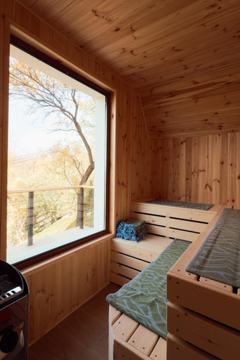 Bedroom 3, The Cliff Village, Comarnic