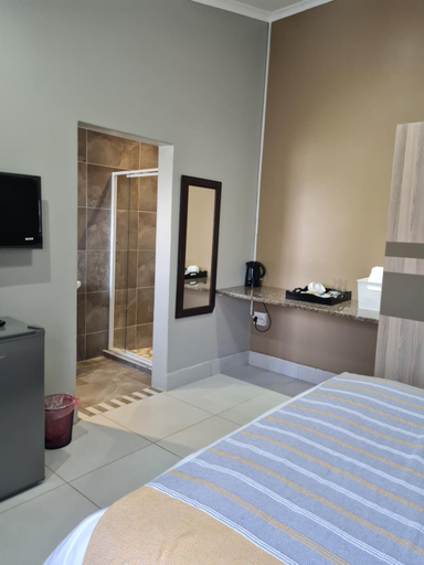 Bedroom 2, Village Kulture - Guest House, Bojanala