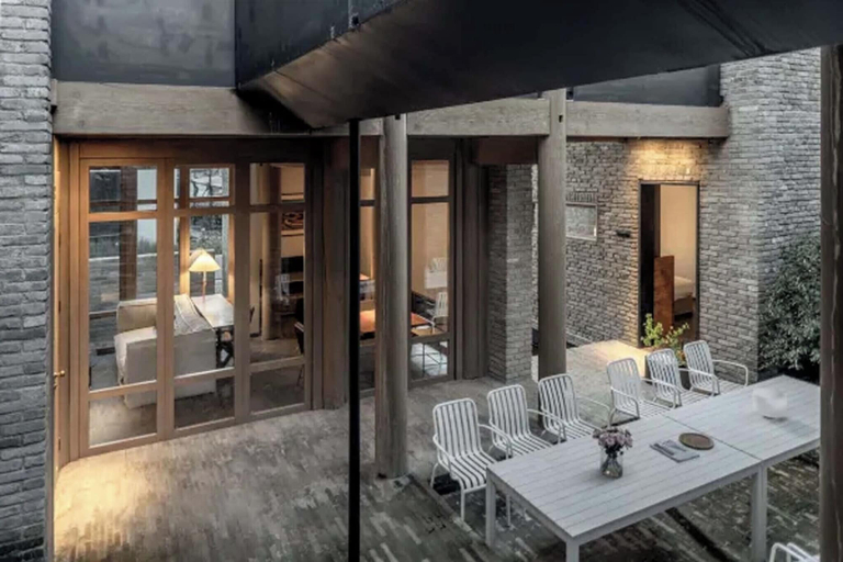 In-room dining, Dali Ancient City Xishan Designer Hotel, Dali Bai