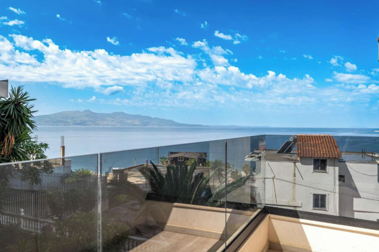Room 5, Azure Bay Resort, Sarandës