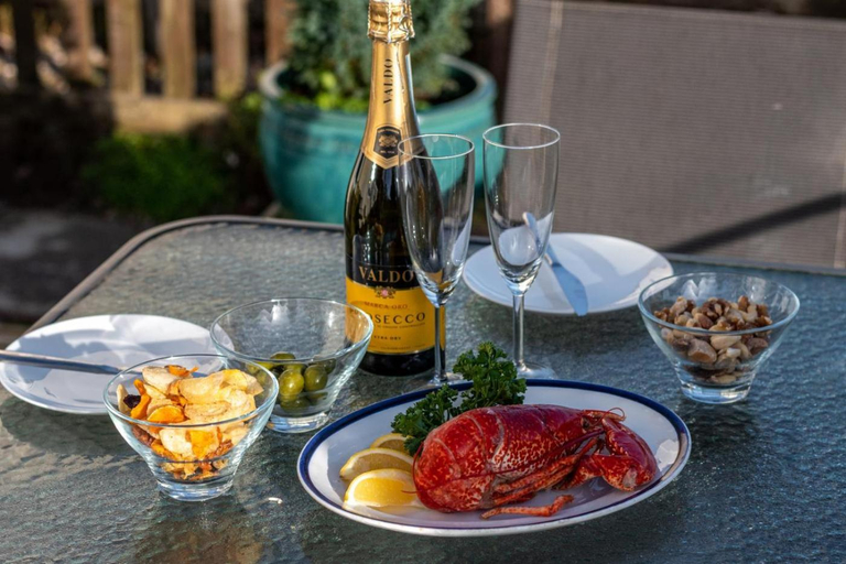 Food & Drinks 5, 3 Bed in Sandsend oc-wa241, North Yorkshire