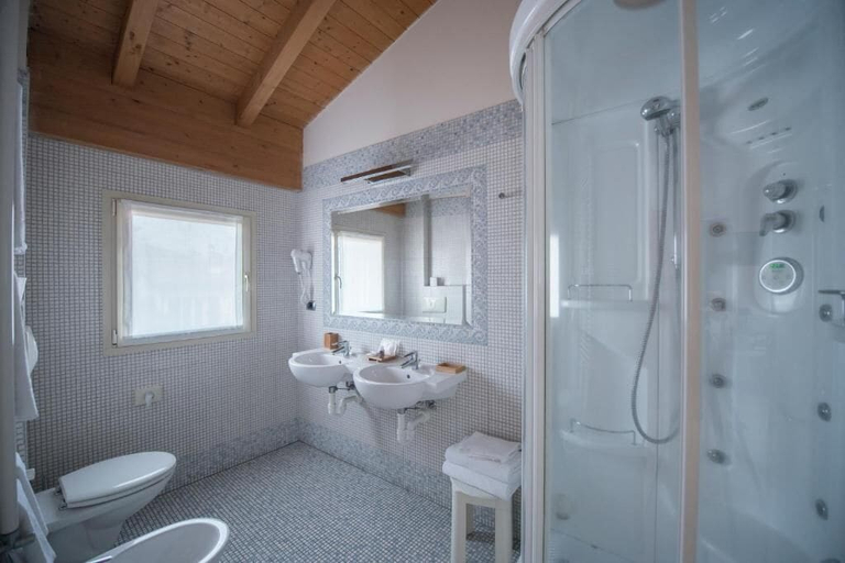 Bathroom 5, Hotel Villa Colico, Lecco
