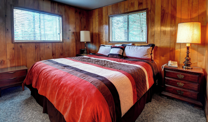 Bedroom 2, Longview, Mariposa