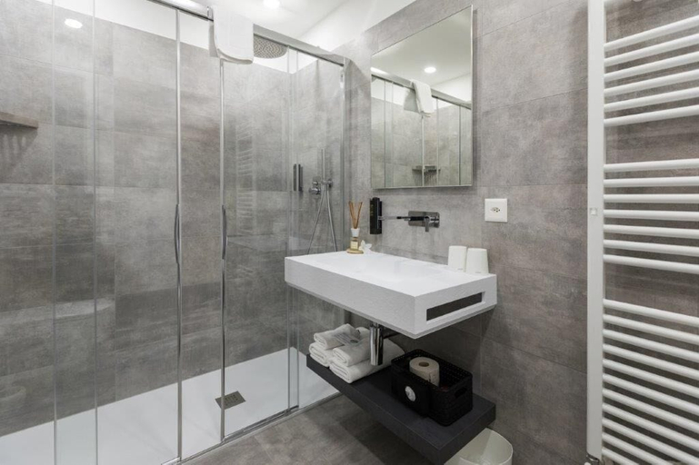 Bathroom 4, Campofelice Hotel Village, Locarno