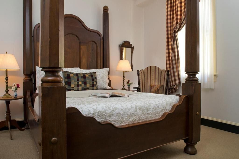 Bedroom 2, Rachael's Inner Harbor Boutique Inn, Baltimore