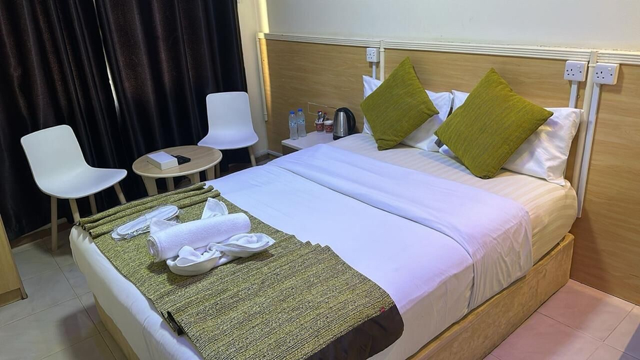 Room 2, Sharjah Plaza Hotel, Sharjah City