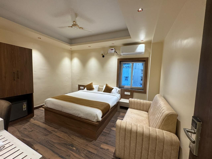 Room 4, HOTEL JASRAJ INN, Ranchi
