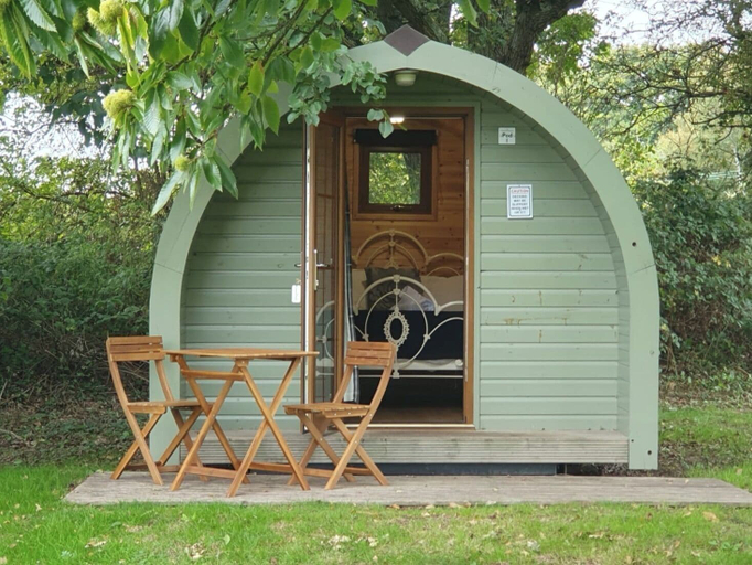 Exterior, Chestnut Meadow Camping, East Sussex