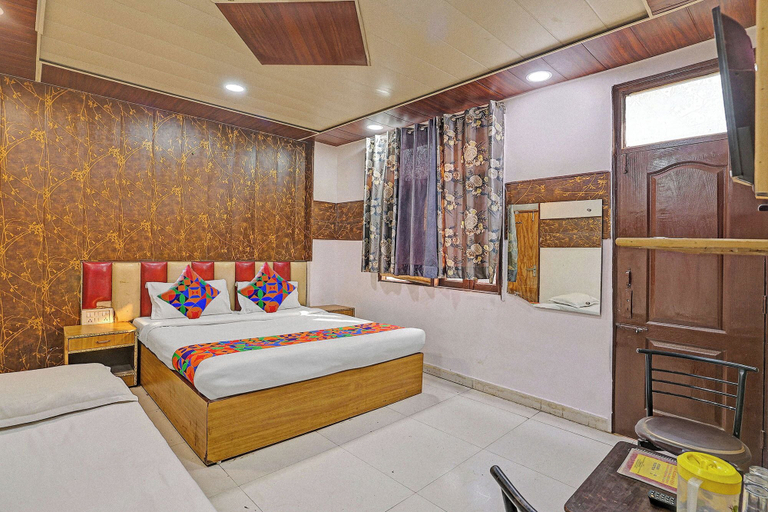 Room 2, Fabhotel Kg Palace, Delhi
