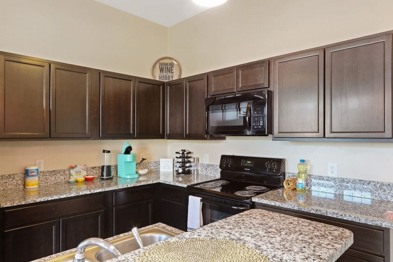 Private kitchen, Cozy 3bd, 3BA Downtown Indy, Marion