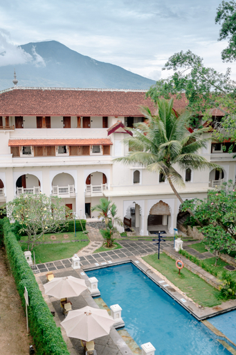 Exterior & Views 2, Monopoli Inn, Bukittinggi