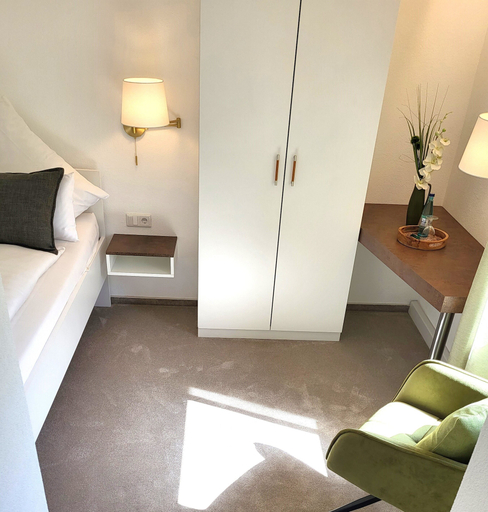 Others 5, Haus im Herrengrund, Main-Spessart