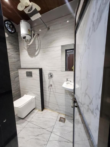 Bathroom 5, Hotel Shree Sanwaliya, Ujjain